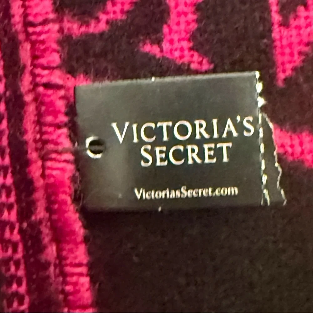 NWT NEW Vintage Victoria’s Secret Hot Pink Black Double Sided Scarf - Picture 4 of 4